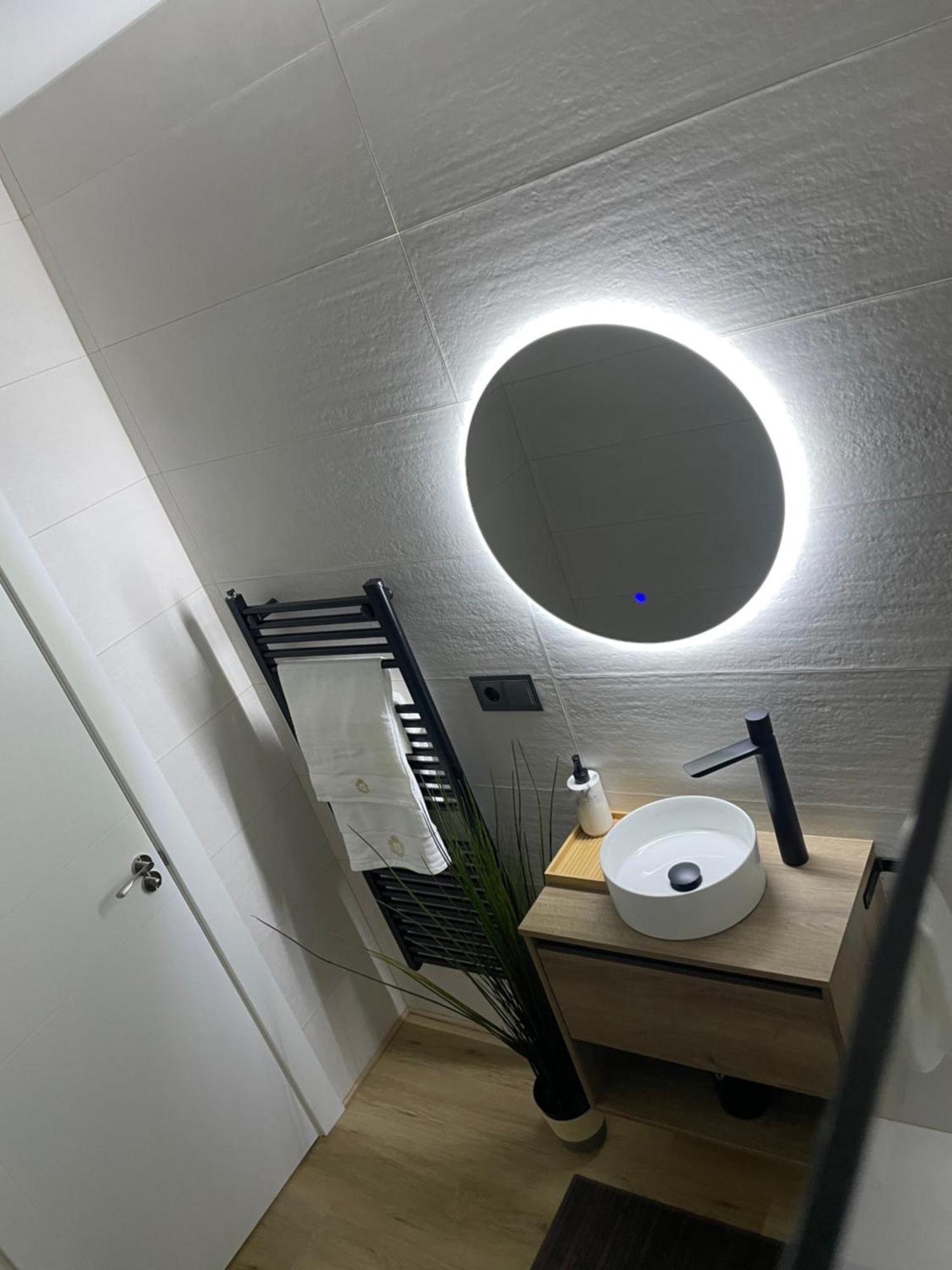 Bulevar Suite Nava de la Asuncion Екстериор снимка
