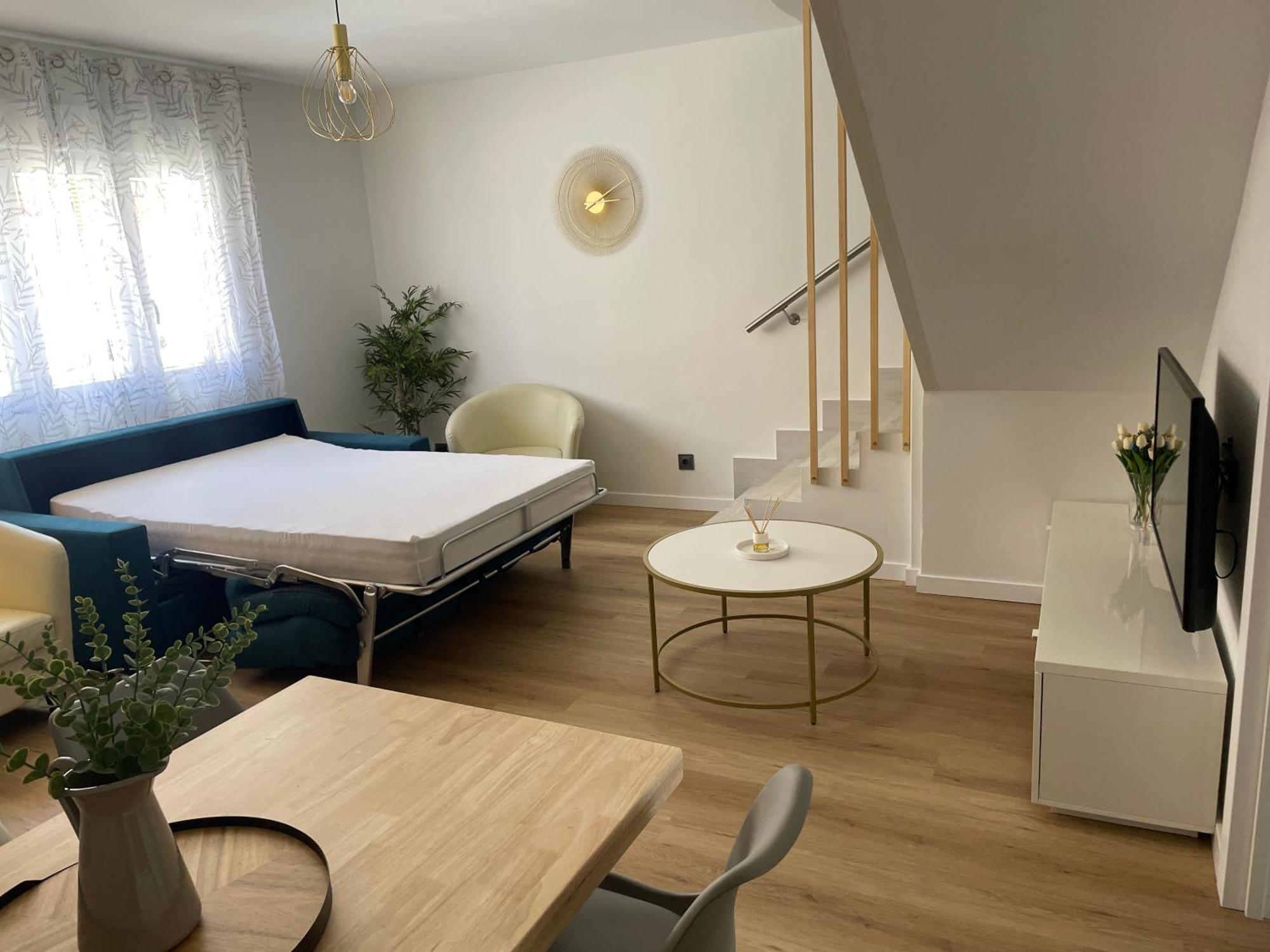 Bulevar Suite Nava de la Asuncion Екстериор снимка