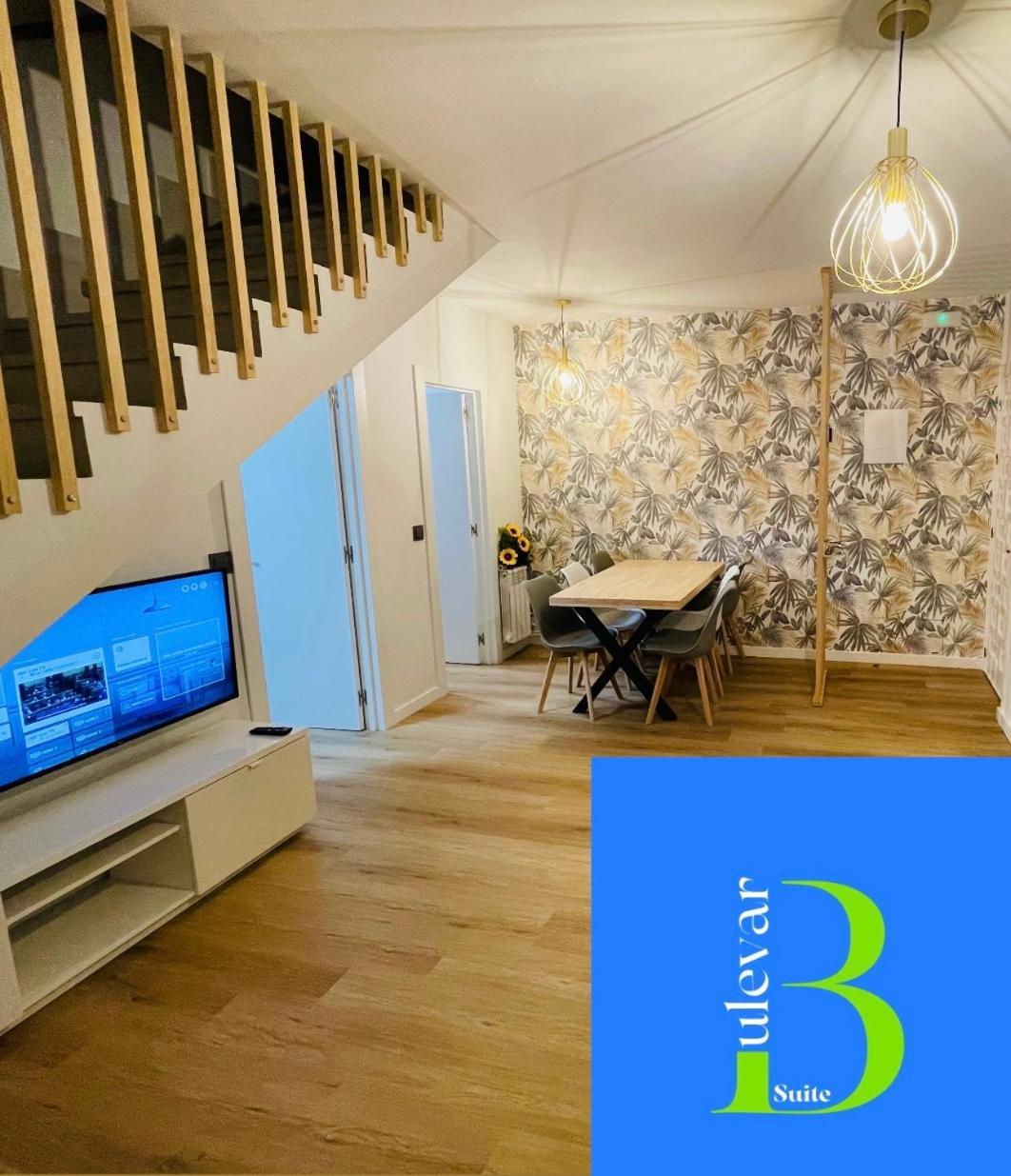 Bulevar Suite Nava de la Asuncion Екстериор снимка